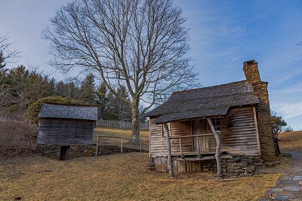renting a cabin in the mountains